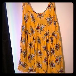 Torrid summery floral top, size 2. (18.)